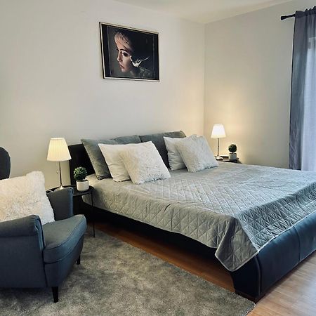 Villa Kiki Бол Екстериор снимка