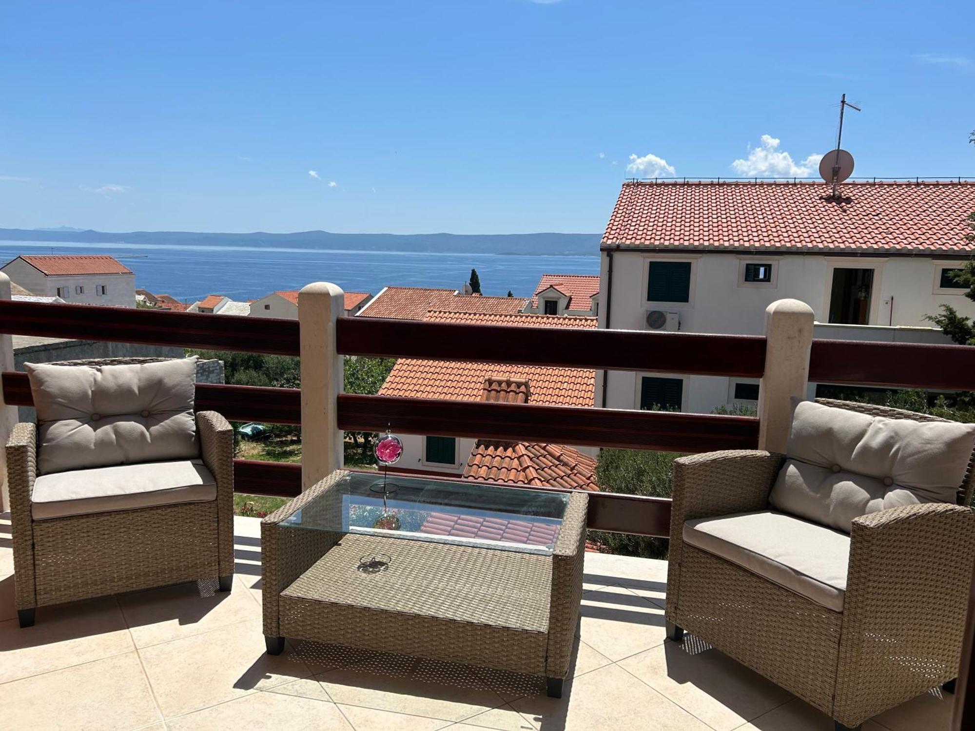 Villa Kiki Бол Екстериор снимка